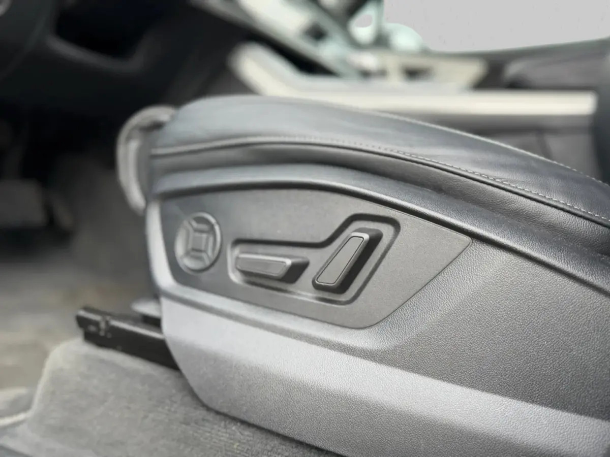 60 TFSI e quattro Competition (Goed OndH, Navi, StoelV, Luchtvering, Trekhaak, Etc)