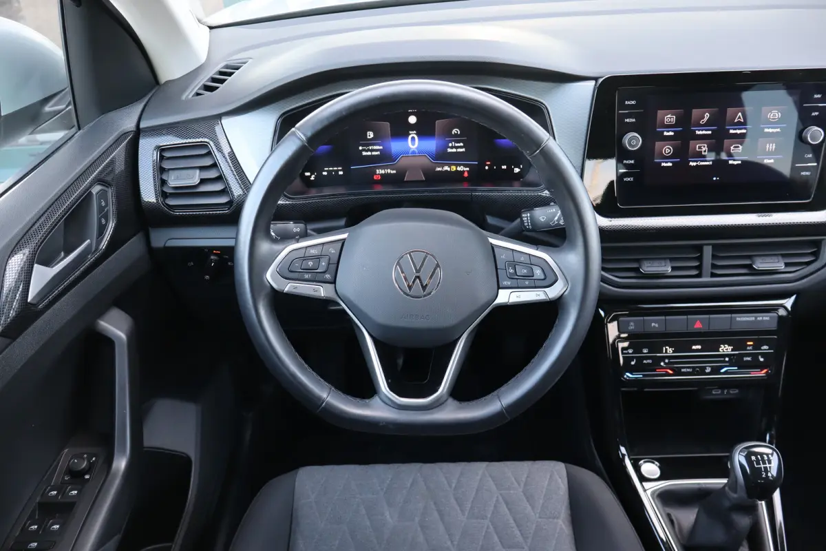 1.0 TSI Life Edition 95PK | Achteruitrijcamera | Airco | Apple Carplay/Android Auto|telefoonintegratie premium