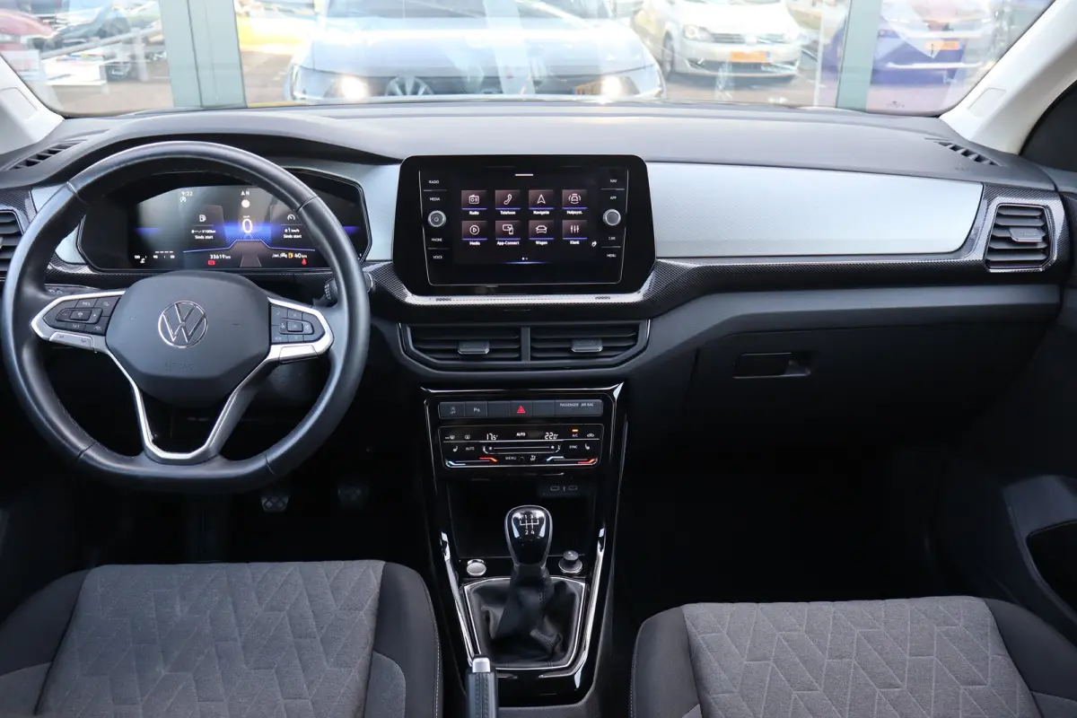 1.0 TSI Life Edition 95PK | Achteruitrijcamera | Airco | Apple Carplay/Android Auto|telefoonintegratie premium