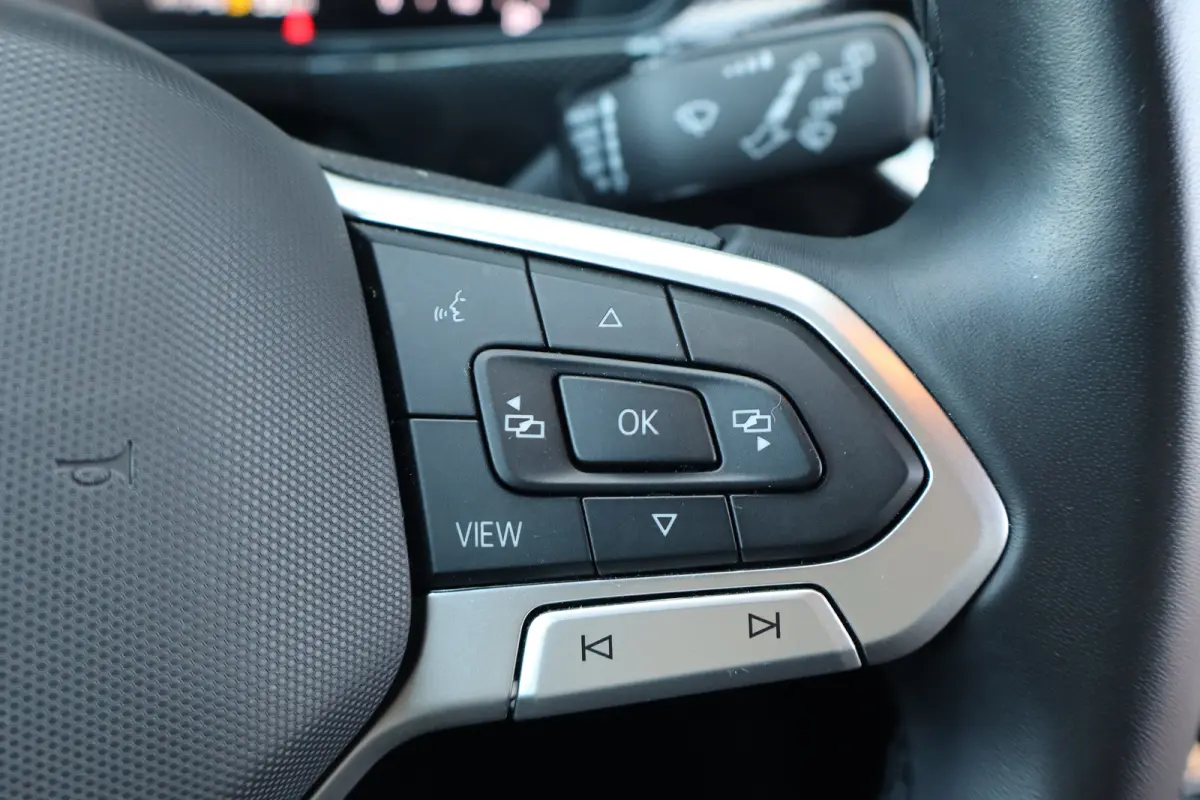 1.0 TSI Life Edition 95PK | Achteruitrijcamera | Airco | Apple Carplay/Android Auto|telefoonintegratie premium