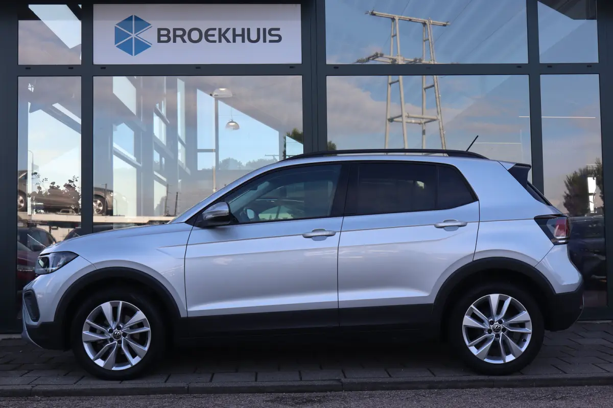 1.0 TSI Life Edition 95PK | Achteruitrijcamera | Airco | Apple Carplay/Android Auto|telefoonintegratie premium
