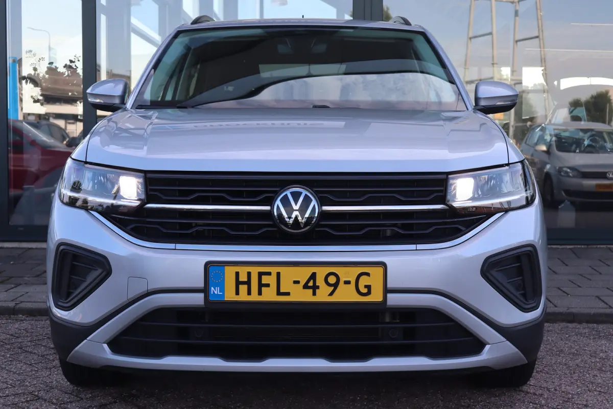 1.0 TSI Life Edition 95PK | Achteruitrijcamera | Airco | Apple Carplay/Android Auto|telefoonintegratie premium