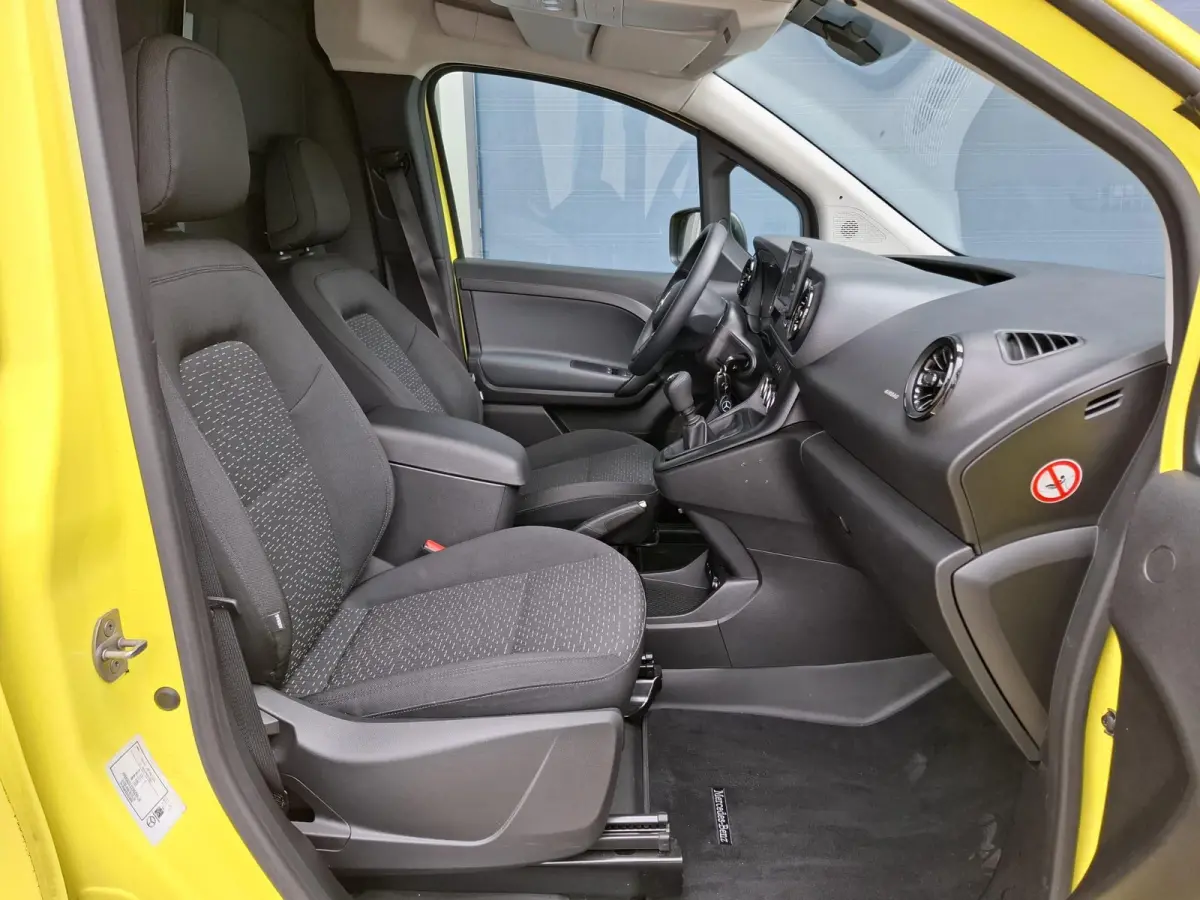110 CDI L1 Pro AIRCO / CRUISE CONTROLE / CAMERA / NAVI / TREKHAAK