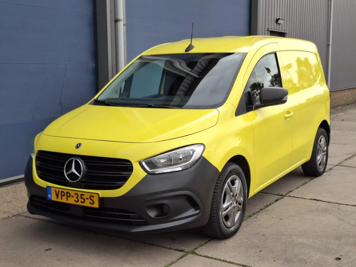 110 CDI L1 Pro AIRCO / CRUISE CONTROLE / CAMERA / NAVI / TREKHAAK