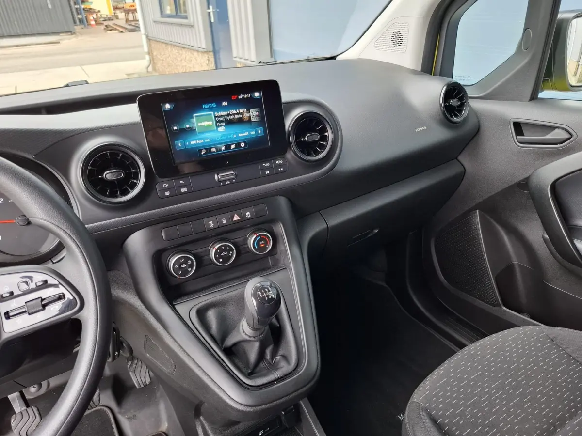 110 CDI L1 Pro AIRCO / CRUISE CONTROLE / CAMERA / NAVI / TREKHAAK