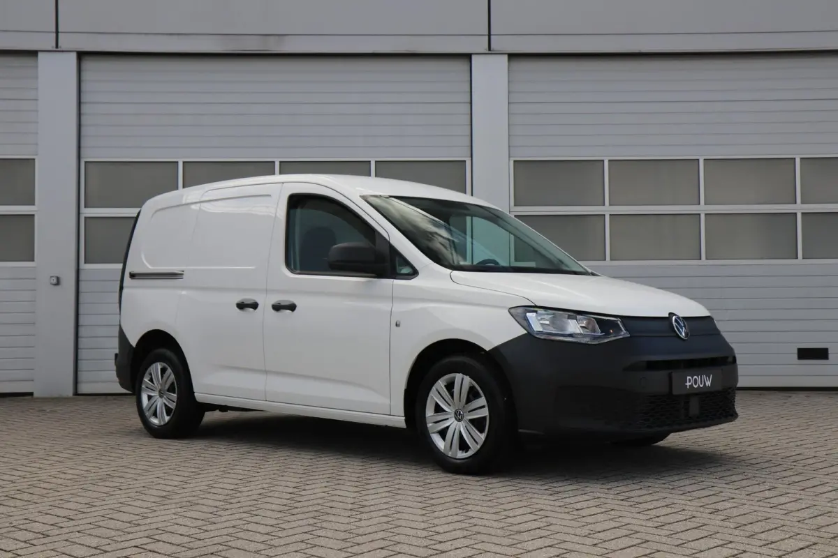 2.0 TDI 75pk Trend | App Connect | Cruise Control | Parkeersensoren Achter | Ventilatie in Laadruimte | Airco | DAB+