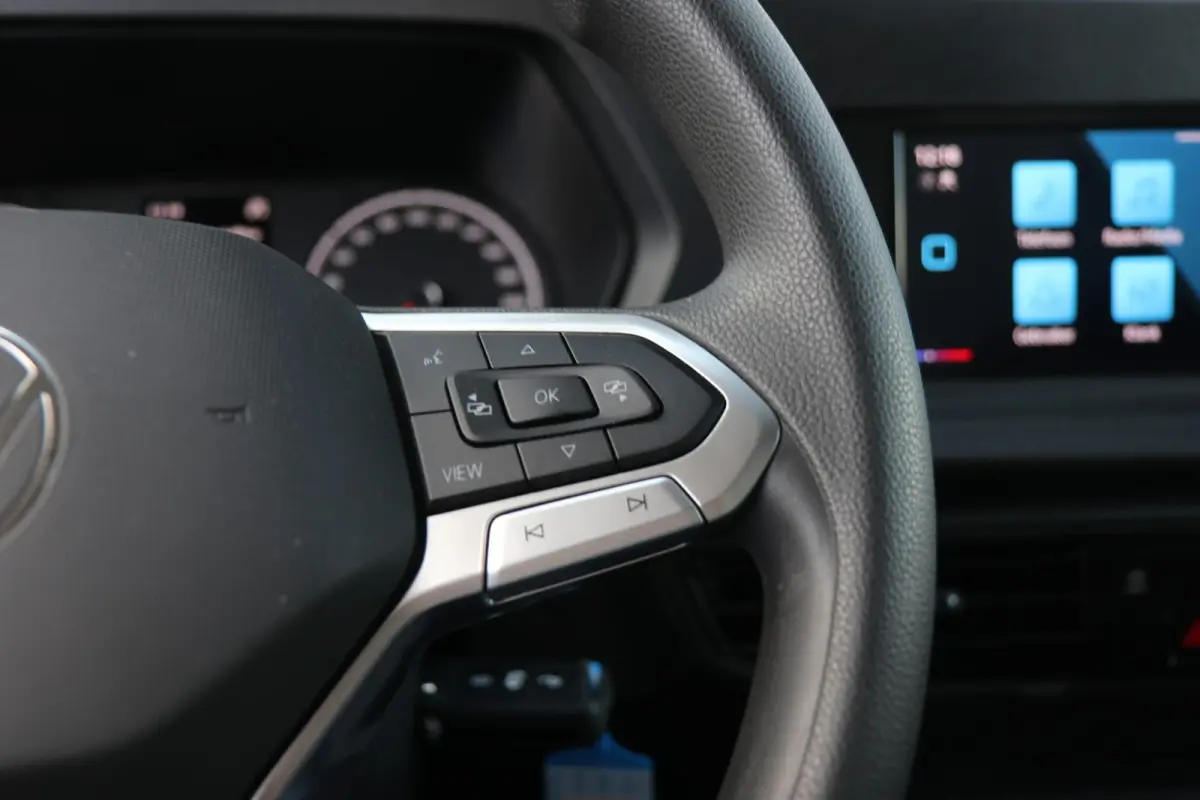 2.0 TDI 75pk Trend | App Connect | Cruise Control | Parkeersensoren Achter | Ventilatie in Laadruimte | Airco | DAB+