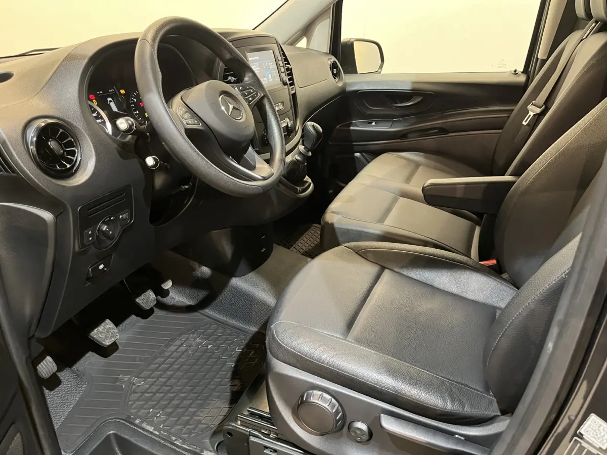 110 CDI Extra Lang RWD / Euro 6 / Airco / Cruise Control / CarPlay / Camera / 3-Zits / 24.000 KM !!