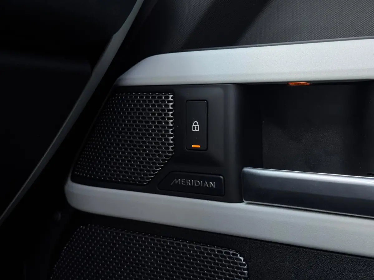 2.0 P400e 110 S | Pano | 360 | Leder | Dealer onderhouden