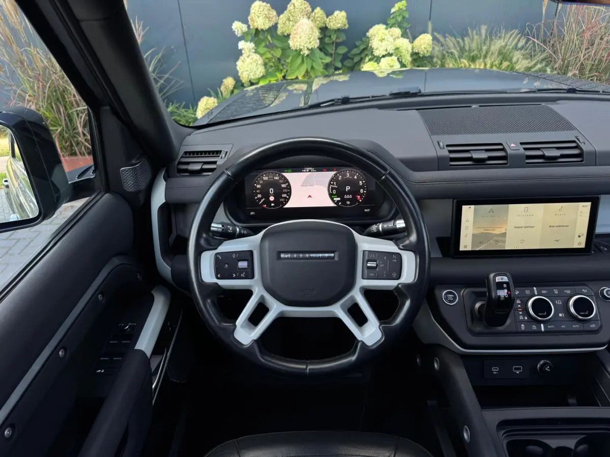 2.0 P400e 110 S | Pano | 360 | Leder | Dealer onderhouden