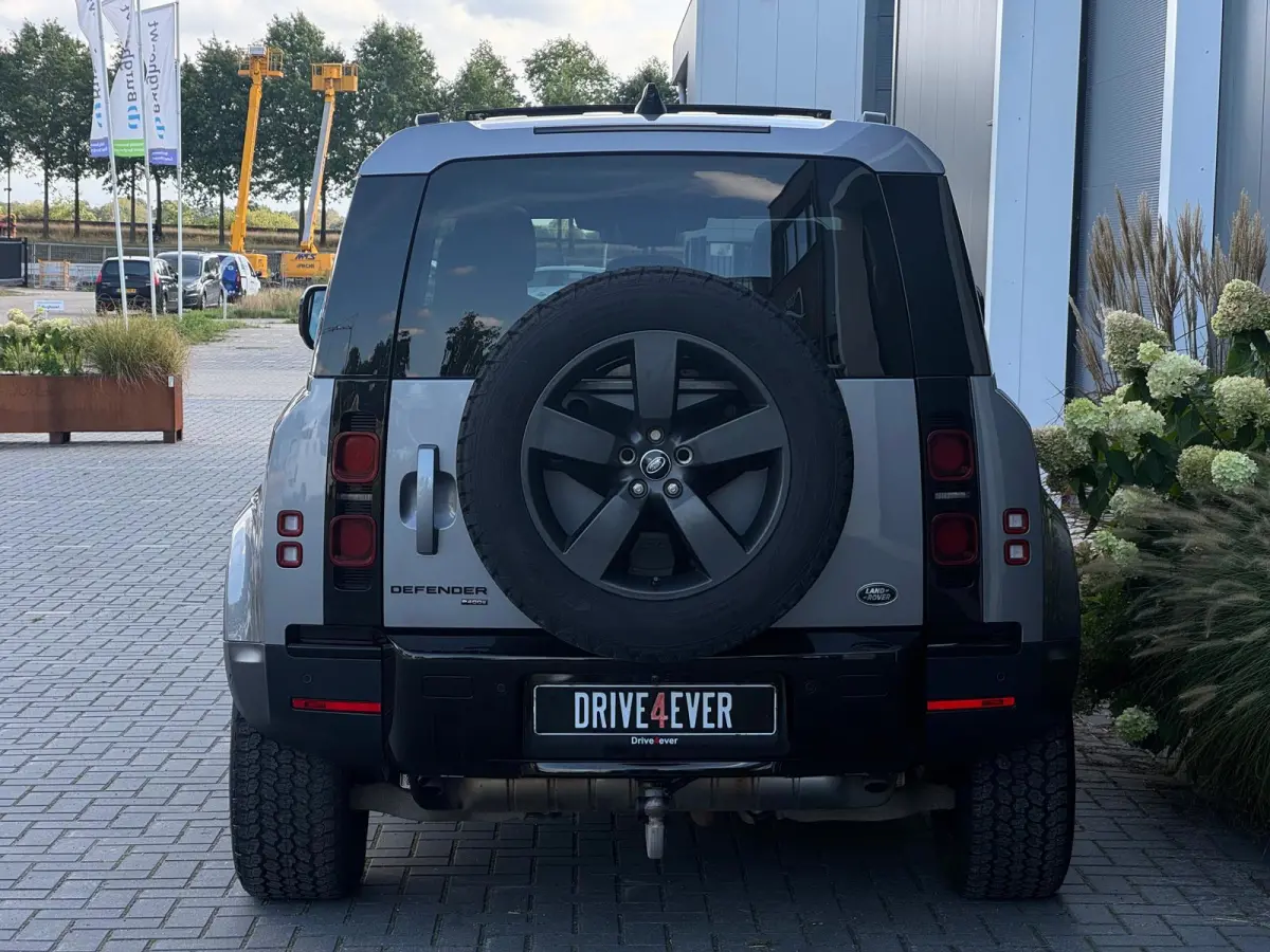2.0 P400e 110 S | Pano | 360 | Leder | Dealer onderhouden