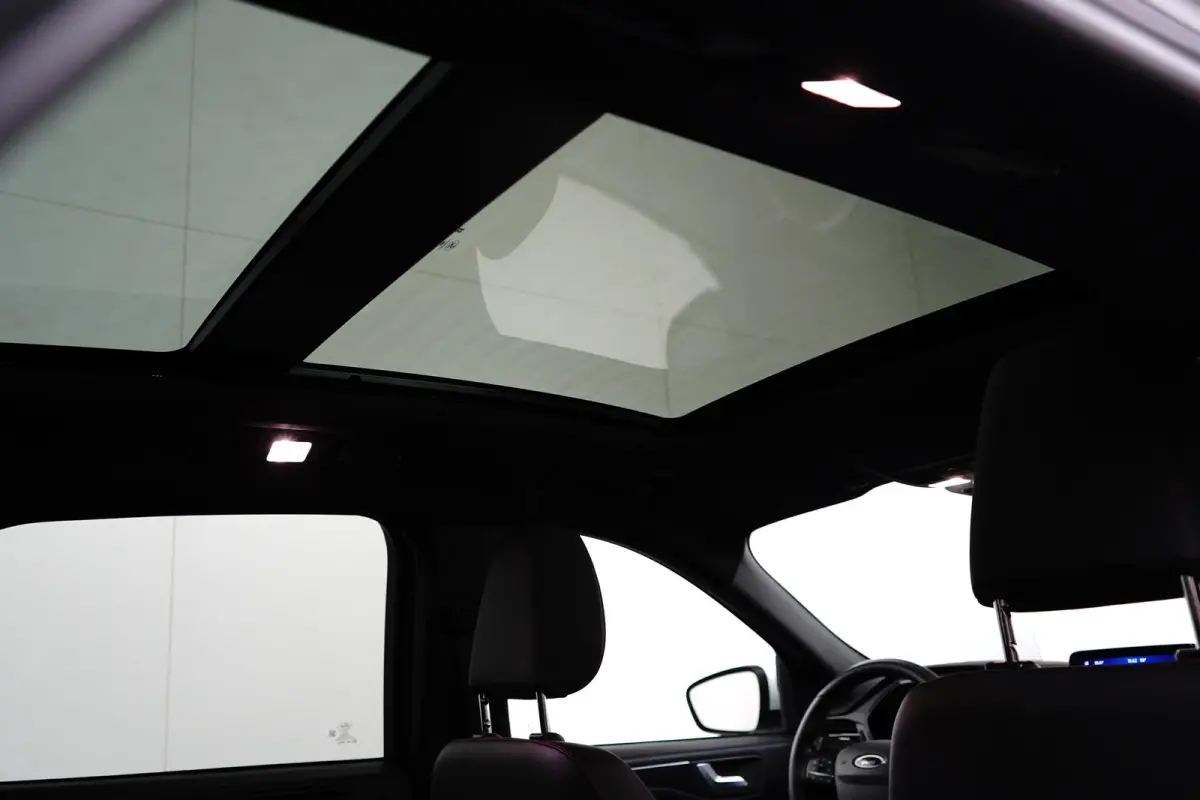Plug-In Hybrid ST-Line X pk | Panoramadak | Head-Up | Adaptive Cruise | Dodehoek Detectie