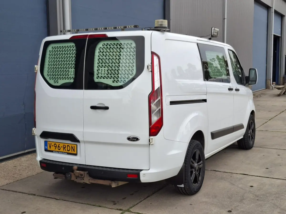 340 2.0 TDCI L1H1 Trend AIRCO / CRUISE CONTROLE / TREKHAAK / EURO 6 / 3 ZITS