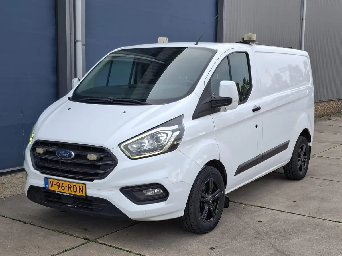 340 2.0 TDCI L1H1 Trend AIRCO / CRUISE CONTROLE / TREKHAAK / EURO 6 / 3 ZITS