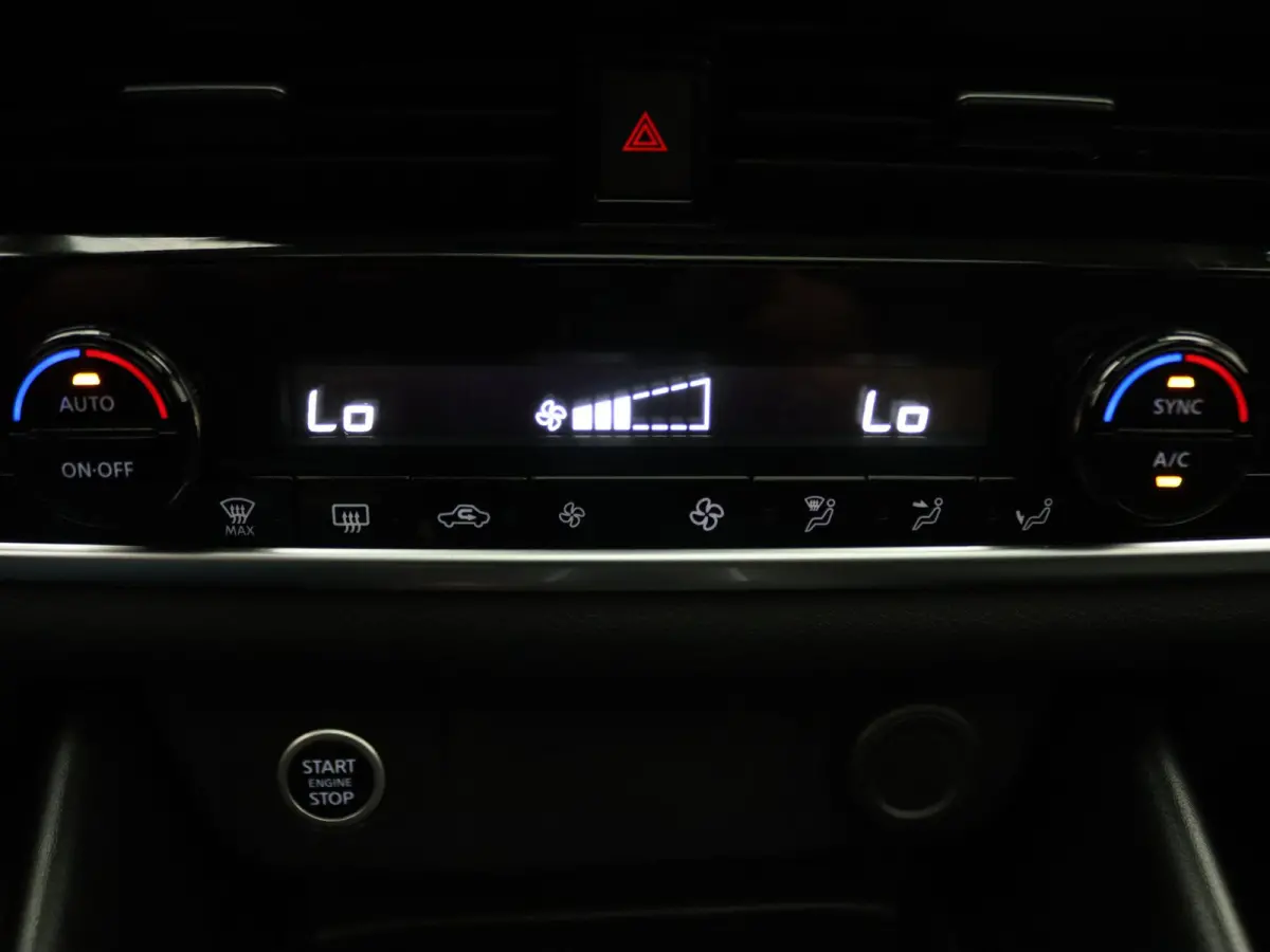 160pk MHEV Xtronic N-Connecta Apple Carplay/Android Auto | Climate