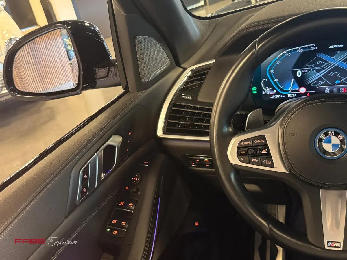 XDrive45e High Executive/ Laser / Pano / Softclose / HUD / H/K / M-Sportpakket / Memory / Leder