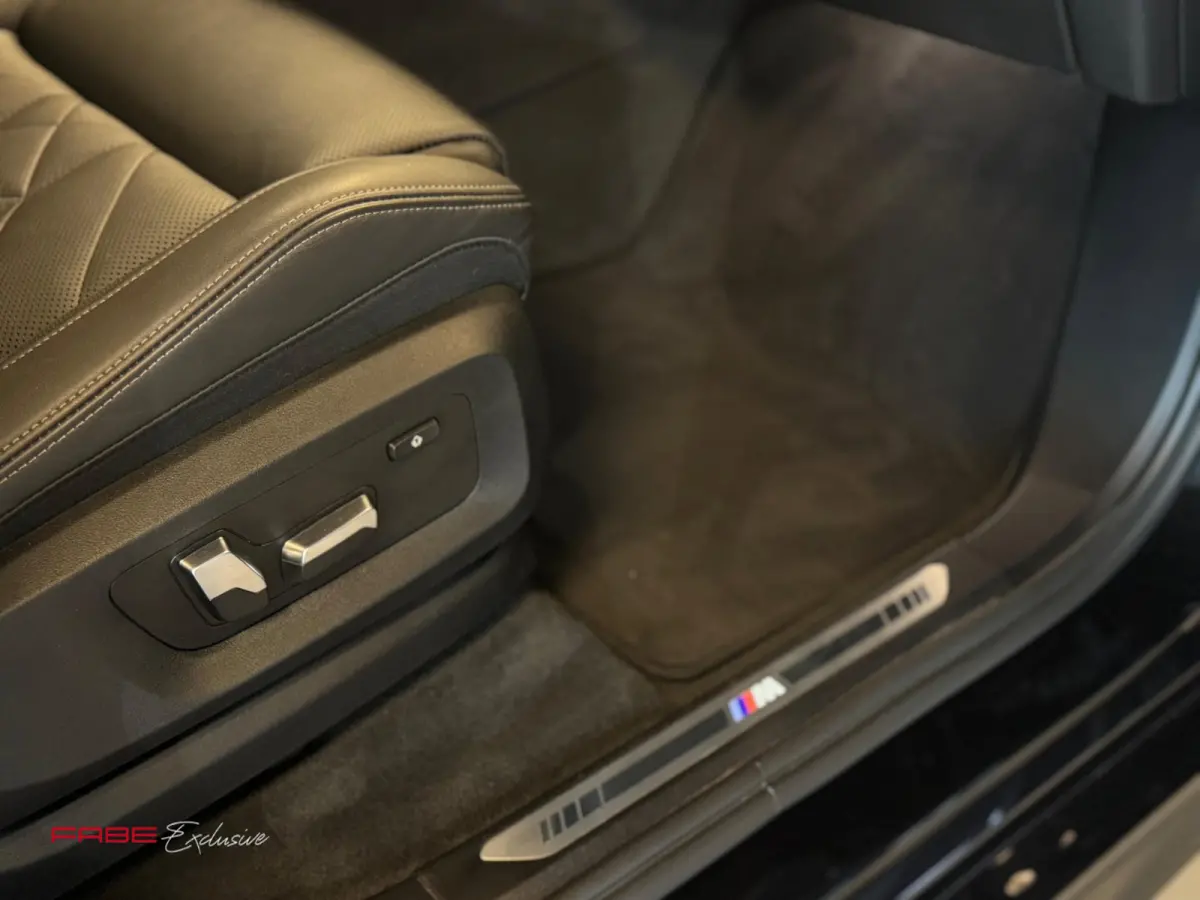 XDrive45e High Executive/ Laser / Pano / Softclose / HUD / H/K / M-Sportpakket / Memory / Leder