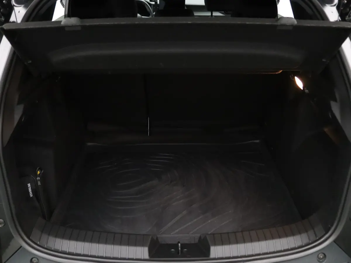 140pk Hybrid Extreme Apple Carplay/Android Auto | Climate