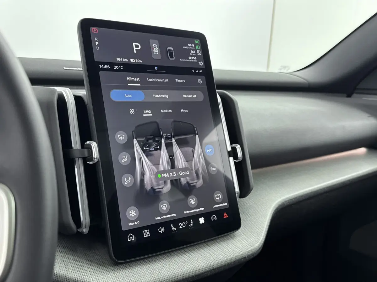 Twin Motor Performance Ultra 69 kWh | Panoramadak | PDC V+A en 360 camera | Getint Glas | Harman en Kardon | Keyless | Stoel + Stuurverwarming | 20 inch LM |
