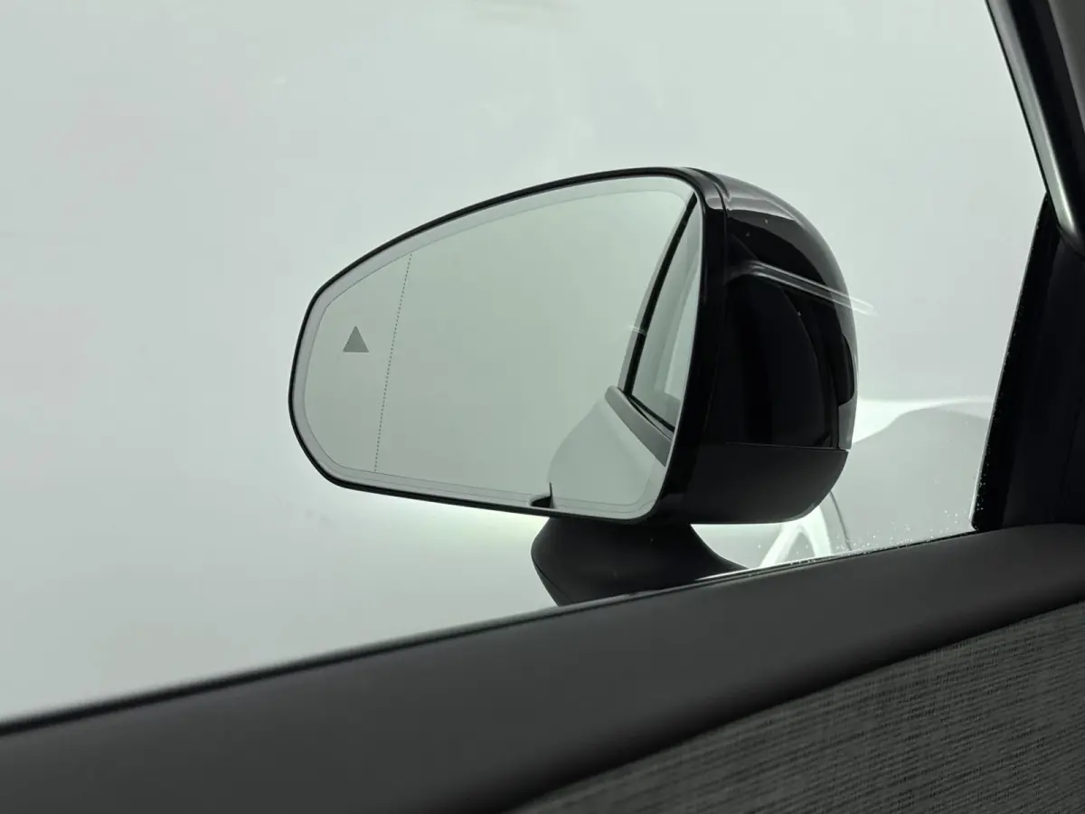 Twin Motor Performance Ultra 69 kWh | Panoramadak | PDC V+A en 360 camera | Getint Glas | Harman en Kardon | Keyless | Stoel + Stuurverwarming | 20 inch LM |
