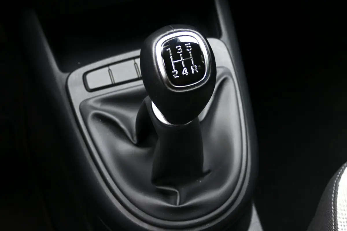 1.0 65PK COMFORT / NAVI / LED / AIRCO / 15"LMV / BLUETOOTH / CRUISECONTROL / 1E EIGENAAR / SCHITTERENDE STAAT !!