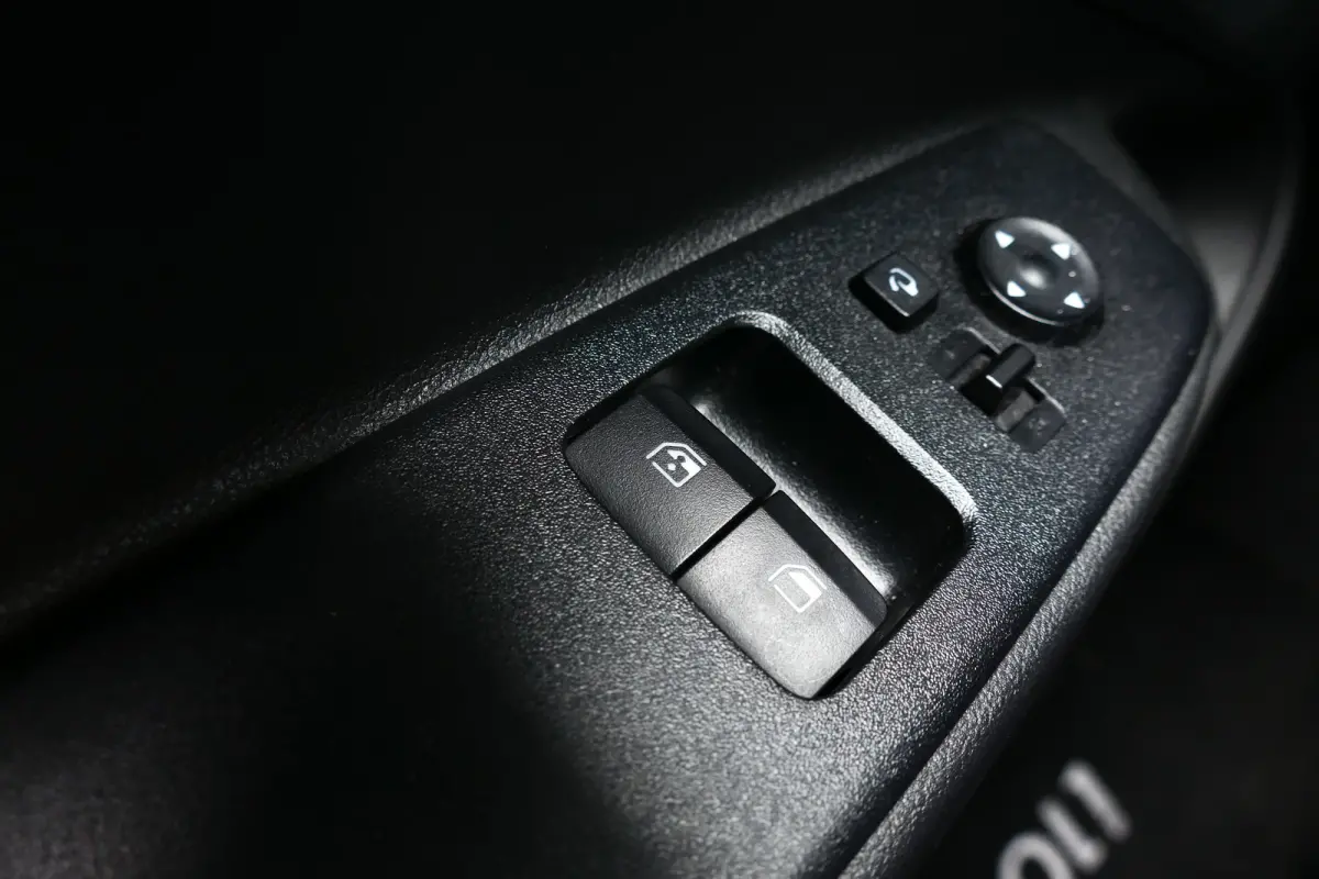 1.0 65PK COMFORT / NAVI / LED / AIRCO / 15"LMV / BLUETOOTH / CRUISECONTROL / 1E EIGENAAR / SCHITTERENDE STAAT !!