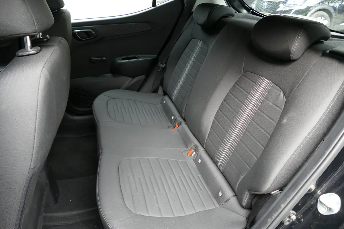 1.0 65PK COMFORT / NAVI / LED / AIRCO / 15"LMV / BLUETOOTH / CRUISECONTROL / 1E EIGENAAR / SCHITTERENDE STAAT !!