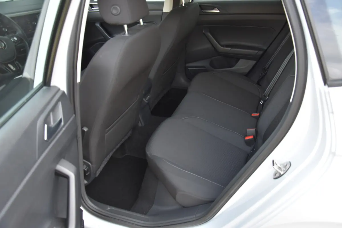 1.0 TSI 96 PK PDC Navi Carplay NAP garantie Comfortline Business
