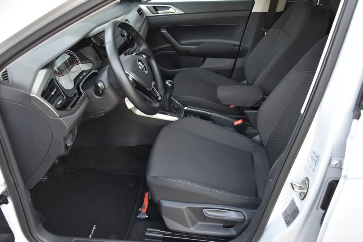 1.0 TSI 96 PK PDC Navi Carplay NAP garantie Comfortline Business