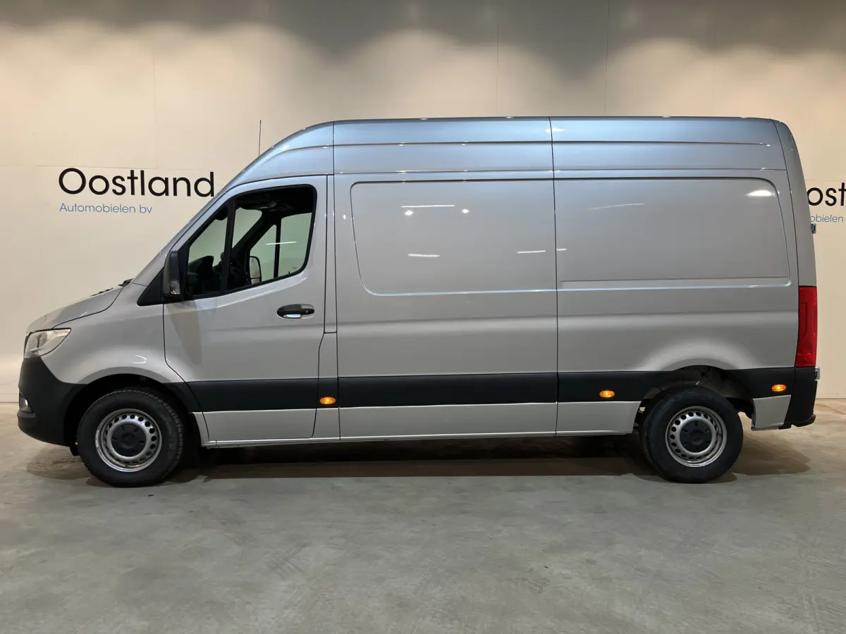 315 CDI L2H2 / Euro 6 / Airco / Cruise Control / CarPlay / 3-Zits / 83.500 KM !!