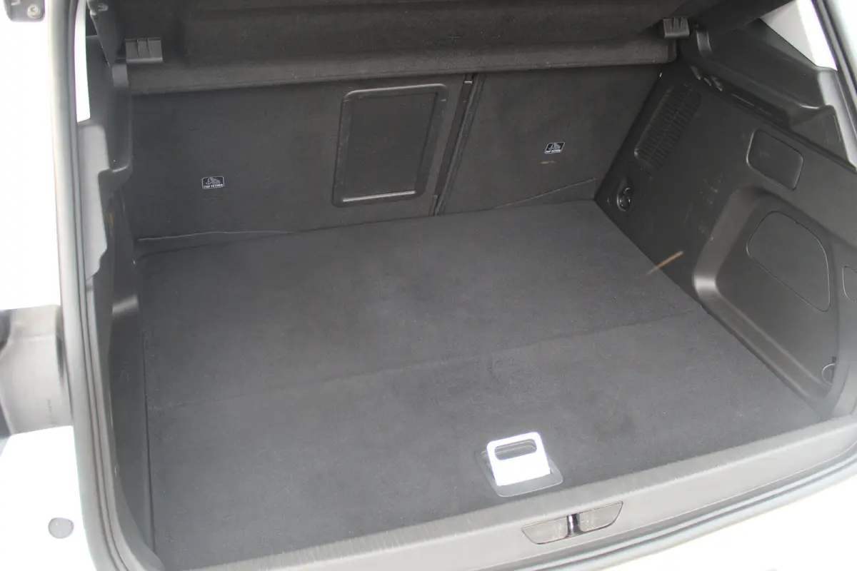 1.6 Turbo Plug-In Hybrid Ultimate | 360 Cam | Adap. Cruise C. | Keyless | Winterpakket | Elek. Achterklep | Dodehoek | 360 Cam | Adap. Cruise C. | Keyless | Winterpakket | Elek. Achterklep |