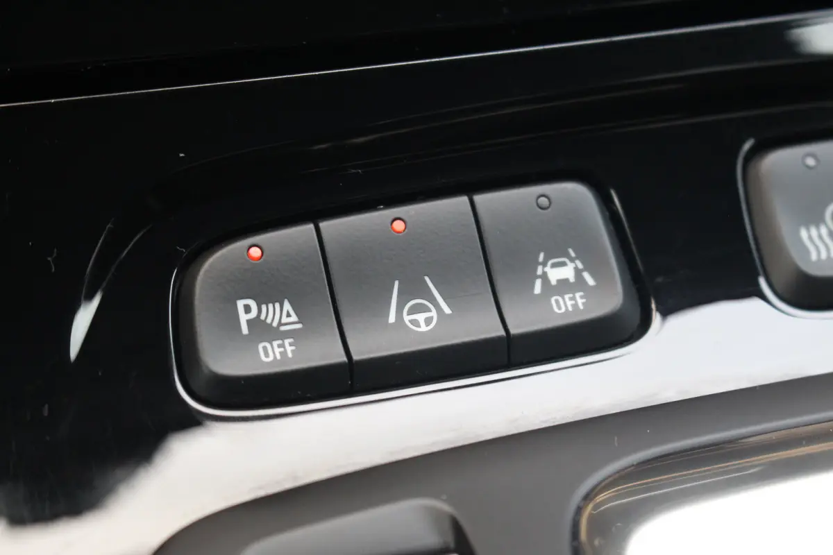 1.6 Turbo Plug-In Hybrid Ultimate | 360 Cam | Adap. Cruise C. | Keyless | Winterpakket | Elek. Achterklep | Dodehoek | 360 Cam | Adap. Cruise C. | Keyless | Winterpakket | Elek. Achterklep |
