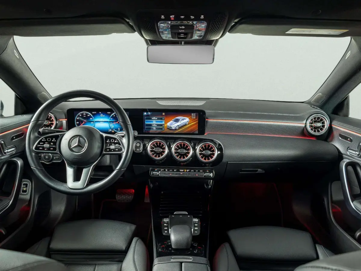 Coupé 180 Business Solution Luxury | Panorama dak