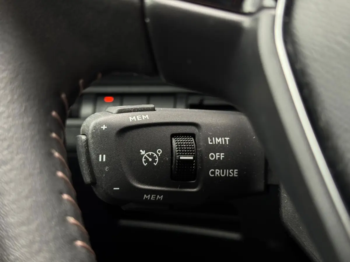 1.2 PureTech Active Pack Business | Camera | Lane assist