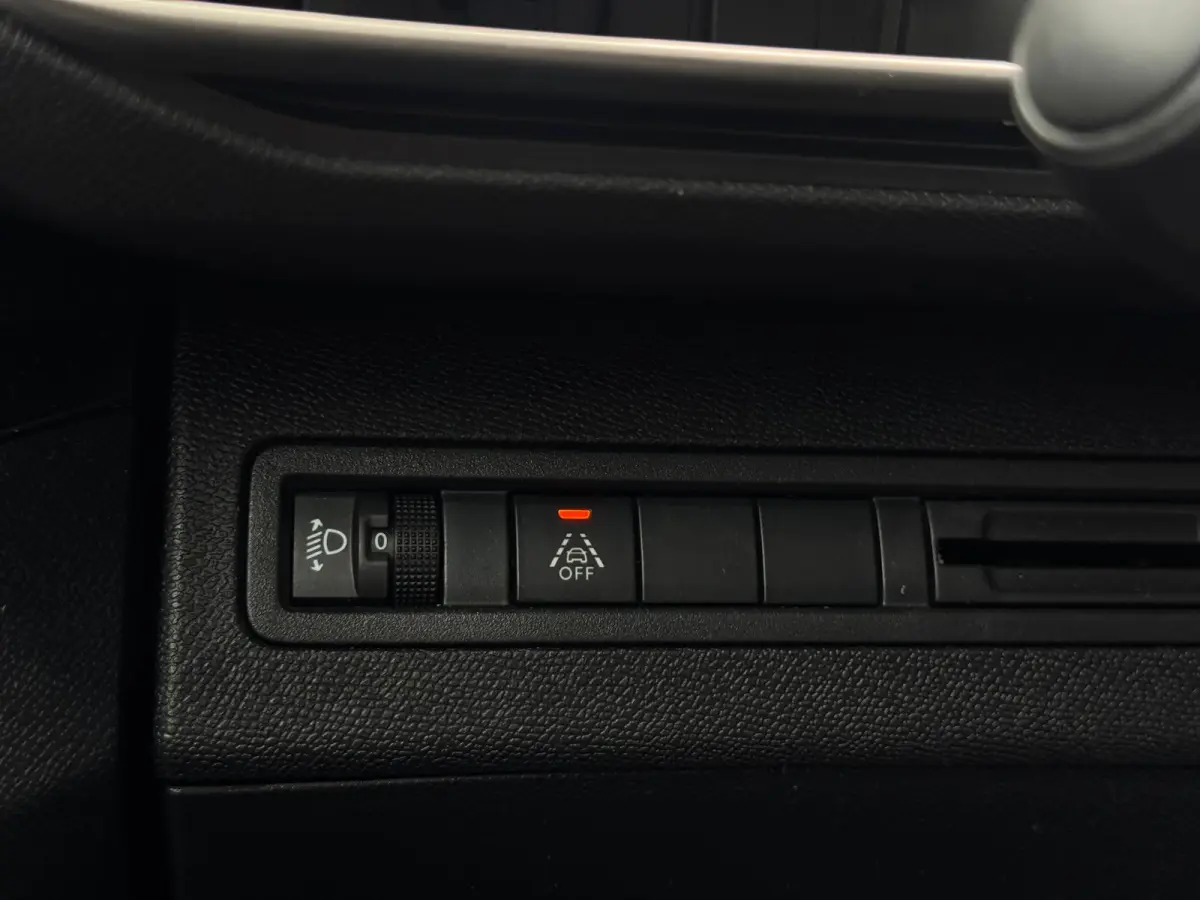 1.2 PureTech Active Pack Business | Camera | Lane assist