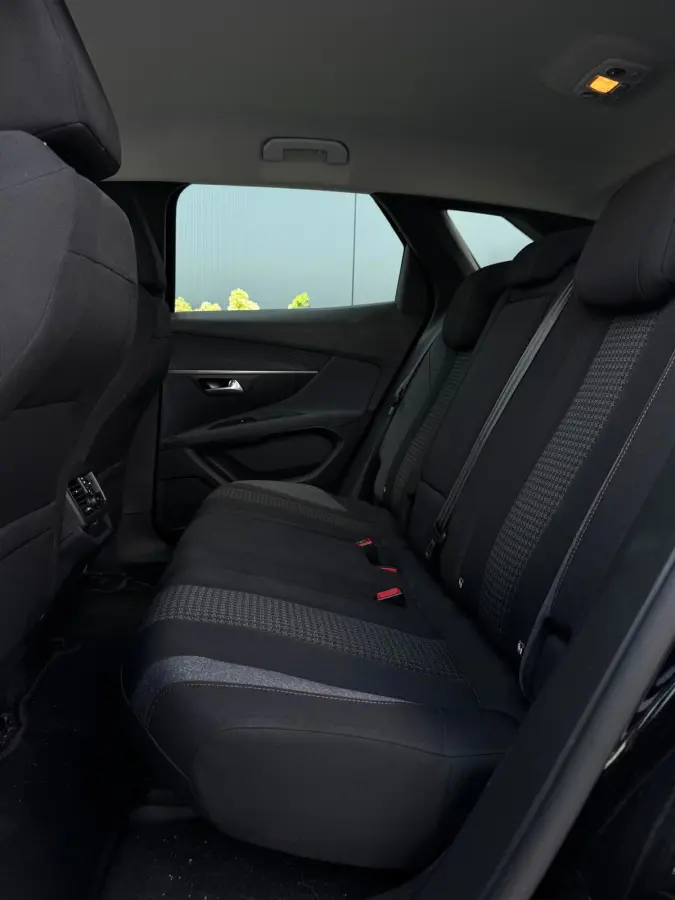 1.2 PureTech Active Pack Business | Camera | Lane assist