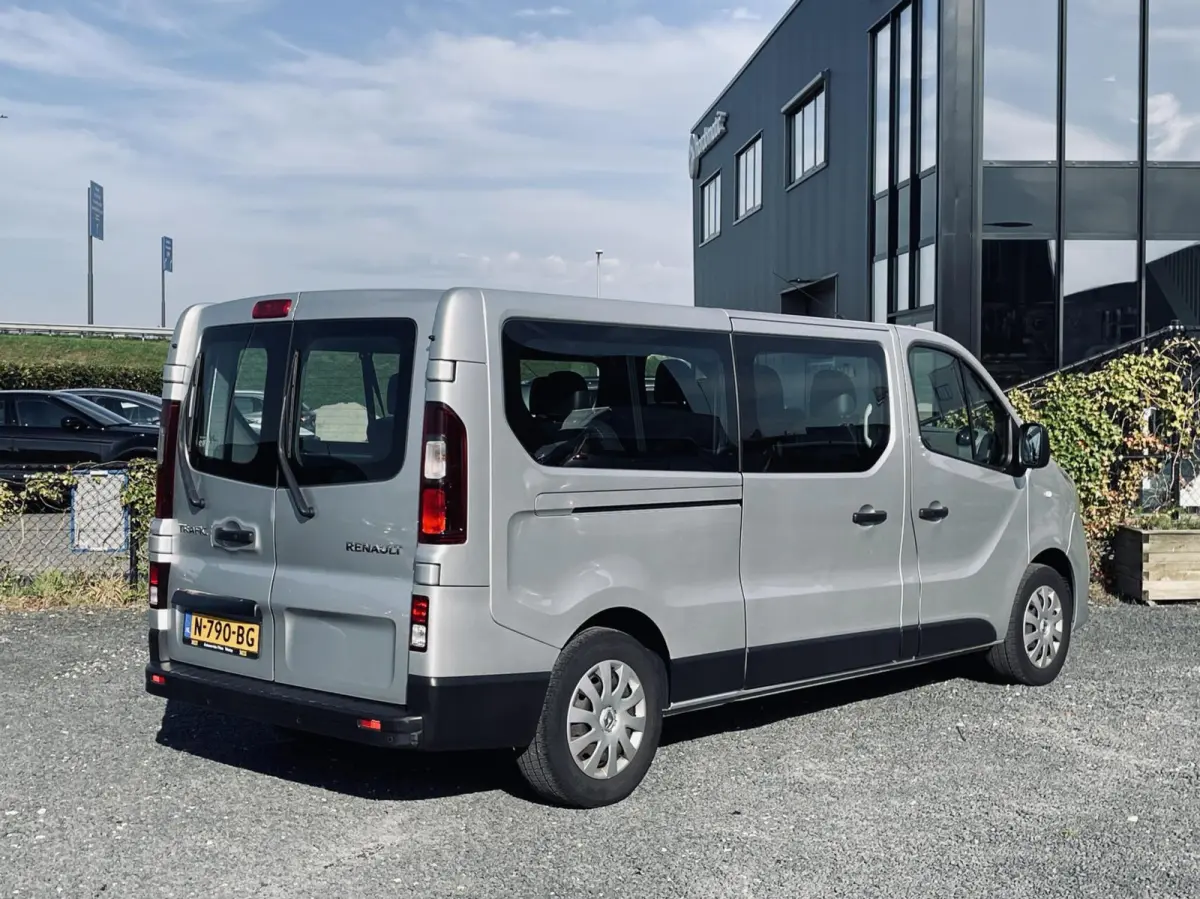1.6 dCi | 9 PERSOONS | L2 | MARGE