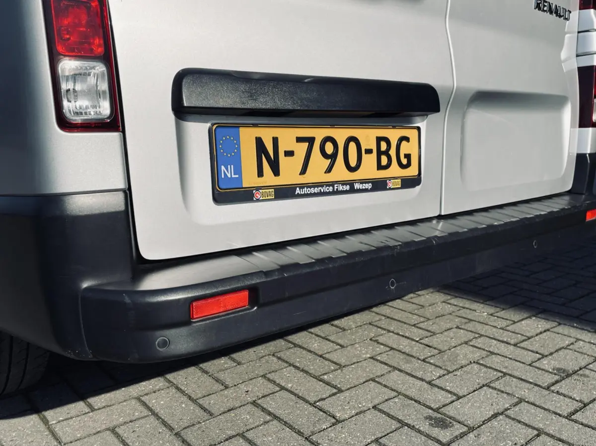 1.6 dCi | 9 PERSOONS | L2 | MARGE