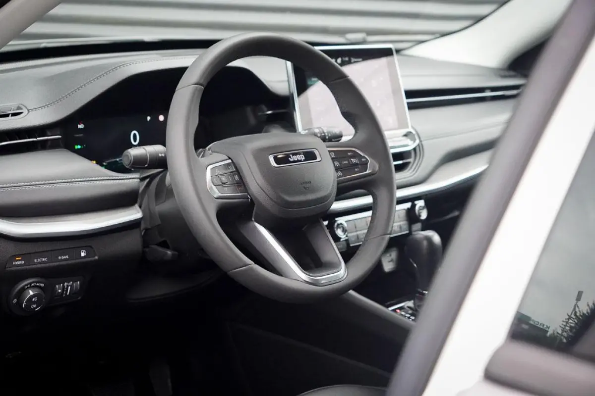 4xe 190 Plug-in Hybrid / Navi / 18'' / Incl BTW