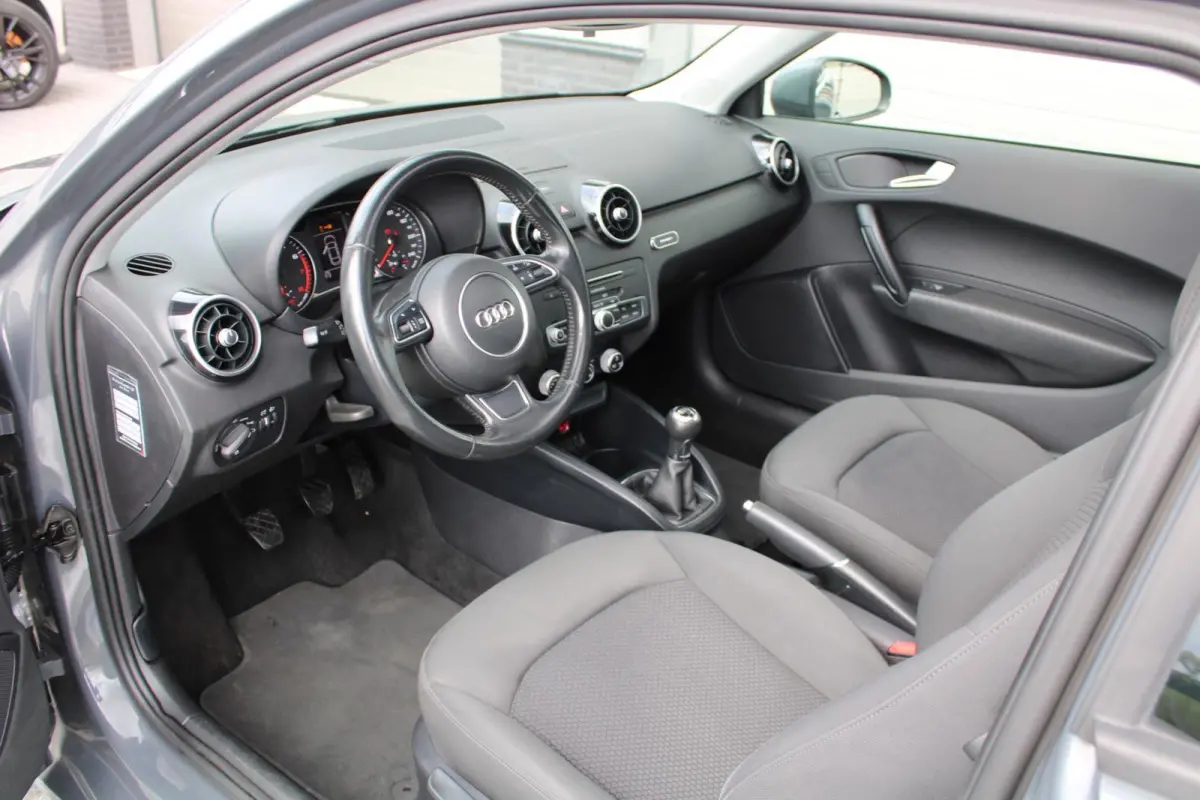 1.0 TFSI|18''LM|AIRCO|PDC|NAVI|NARDOGREY|PANO|UNIEK