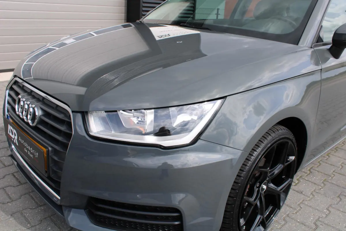 1.0 TFSI|18''LM|AIRCO|PDC|NAVI|NARDOGREY|PANO|UNIEK