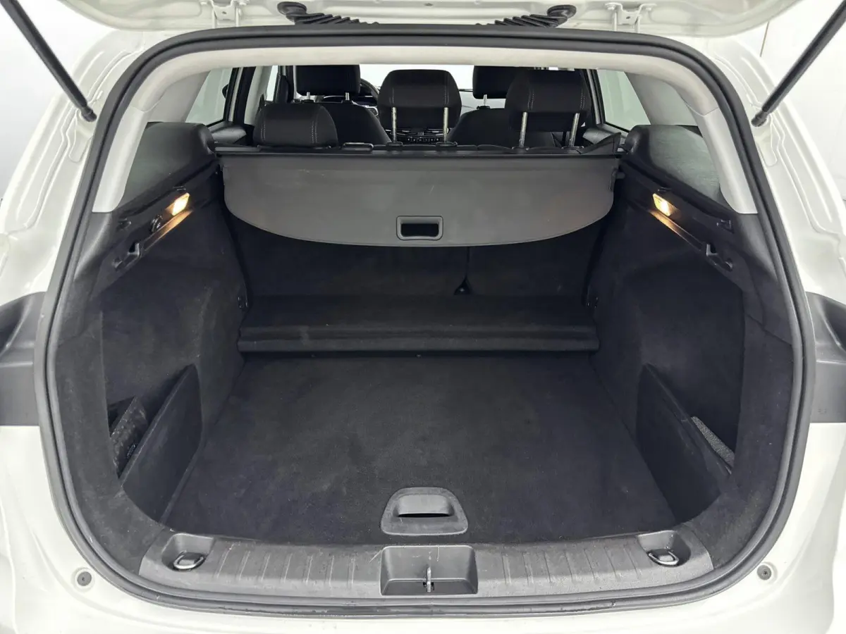 1.0 Life | Navigatie | Climate-Control | Cruise-Control