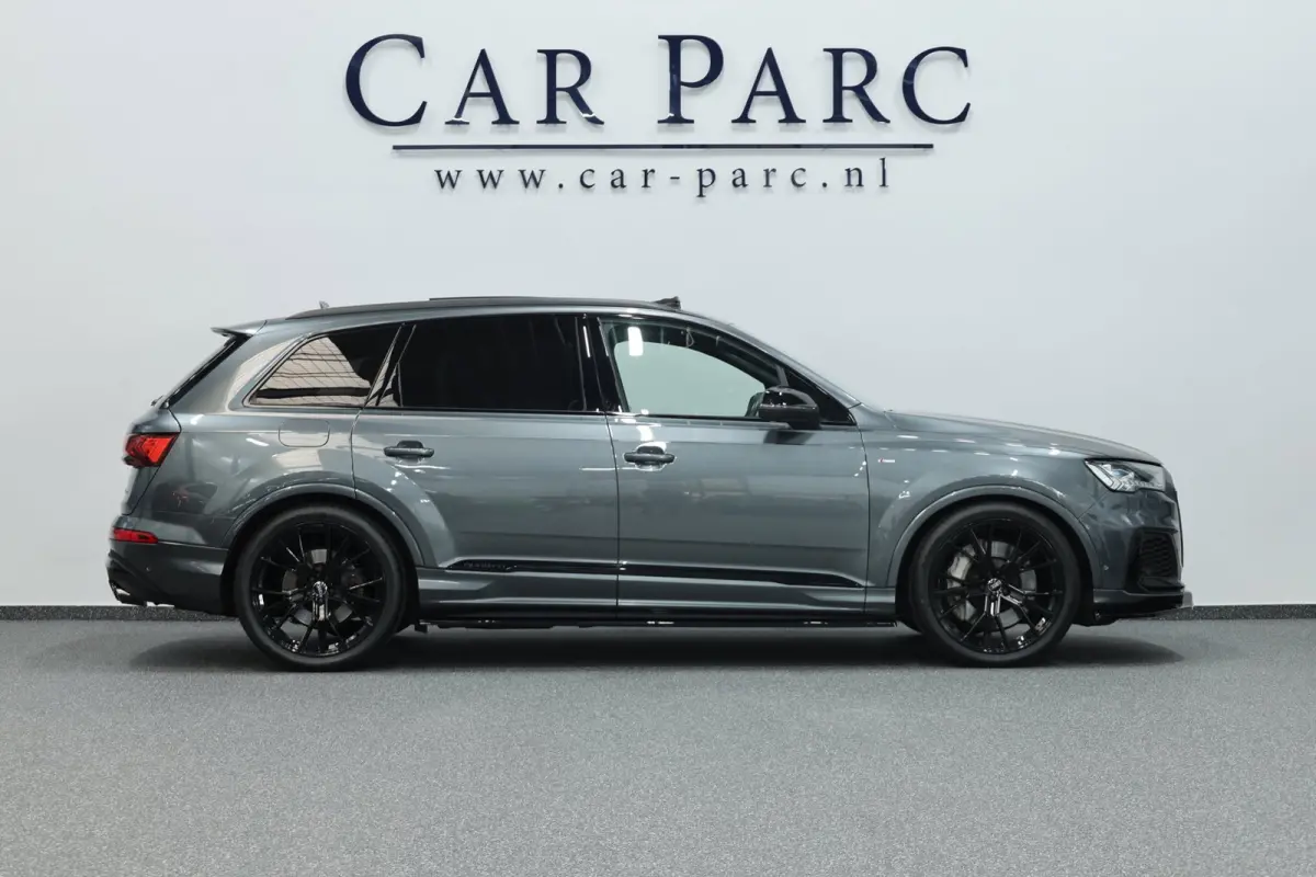 55 TFSI e quattro 381+PK 3x S-line BTW/MAXTON/B&O/SFEER/PANO/LUCHT/ALCANTARA+S.VERWARMING+MEMORY/22"/ACC/12 MND GARANTIE
