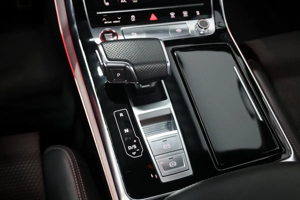 55 TFSI e quattro 381+PK 3x S-line BTW/MAXTON/B&O/SFEER/PANO/LUCHT/ALCANTARA+S.VERWARMING+MEMORY/22"/ACC/12 MND GARANTIE