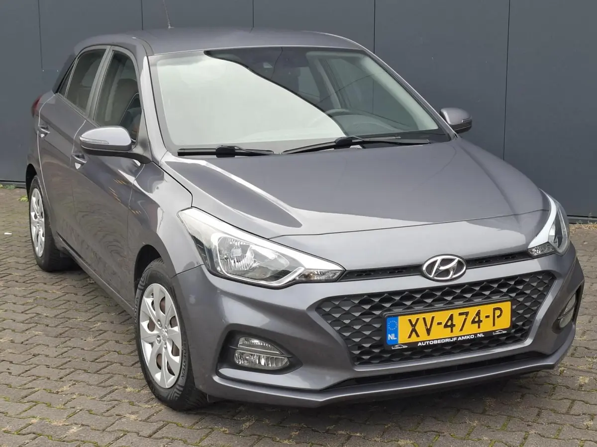 1.0 T-GDI Comfort / CARPLAY / CAMERA / TREKHAAK