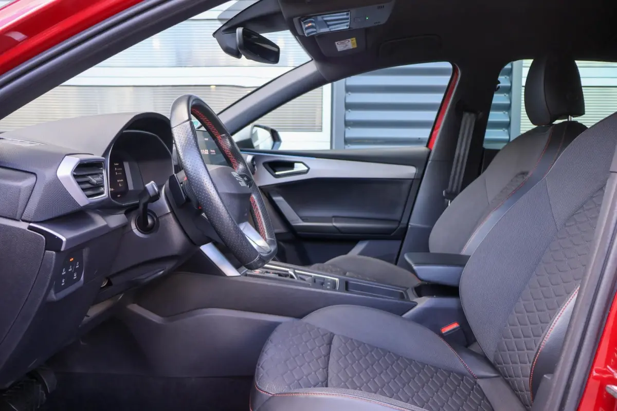 1.4 TSI eHybrid 204pk PHEV FR | SoH 91,9% | Keyless Entry | Stoel/ Stuurverwarming | Apple CarPlay/ Android Auto | Cruise Control Adaptieve | Draadloos Telefoonladen
