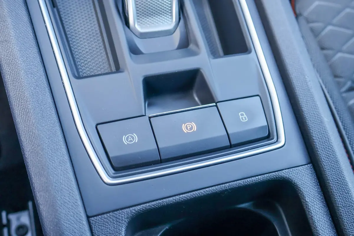 1.4 TSI eHybrid 204pk PHEV FR | SoH 91,9% | Keyless Entry | Stoel/ Stuurverwarming | Apple CarPlay/ Android Auto | Cruise Control Adaptieve | Draadloos Telefoonladen