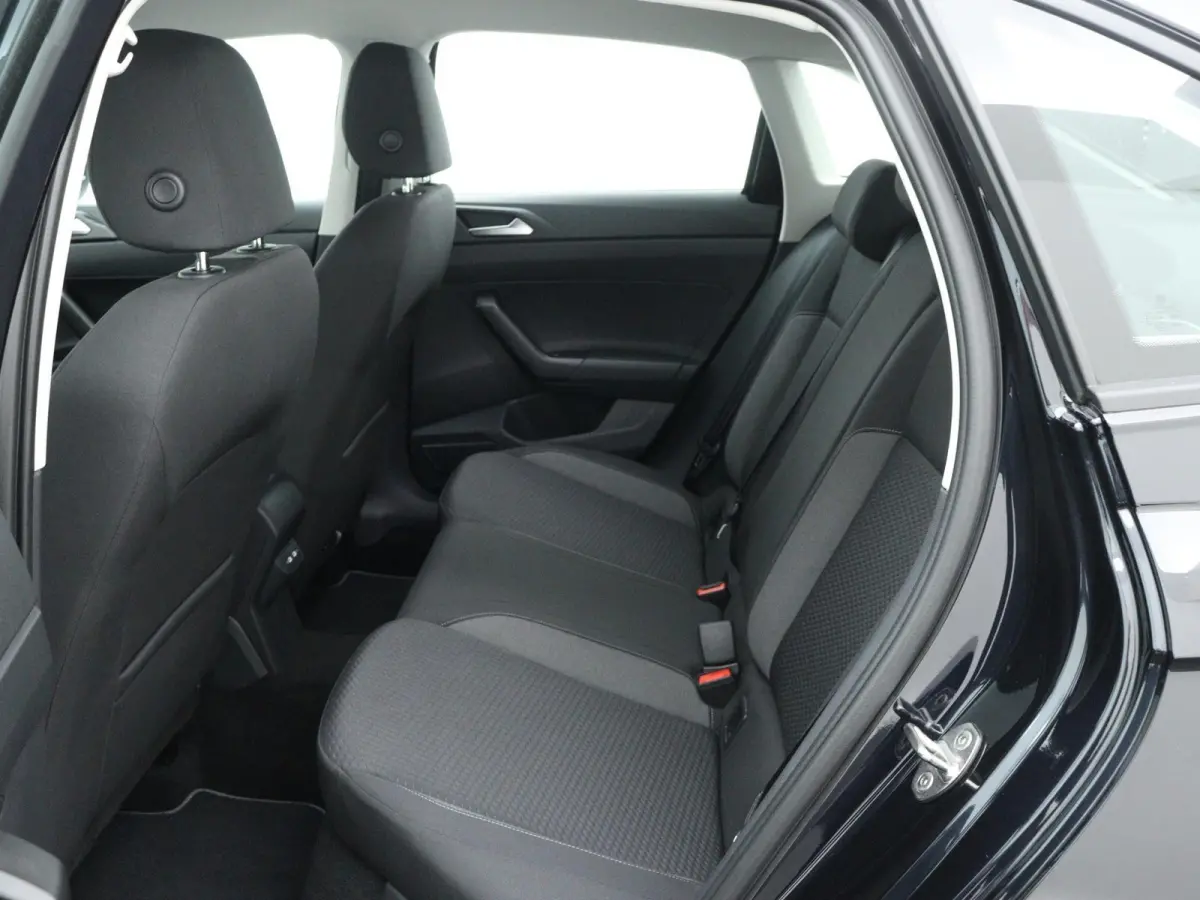 1.0 TSI Life 95 PK| Origineel Nederlands | Navigatie | Parkeersensoren | Airco | Digitale Cockpit | Apple Carplay | Adaptieve Cruise Control