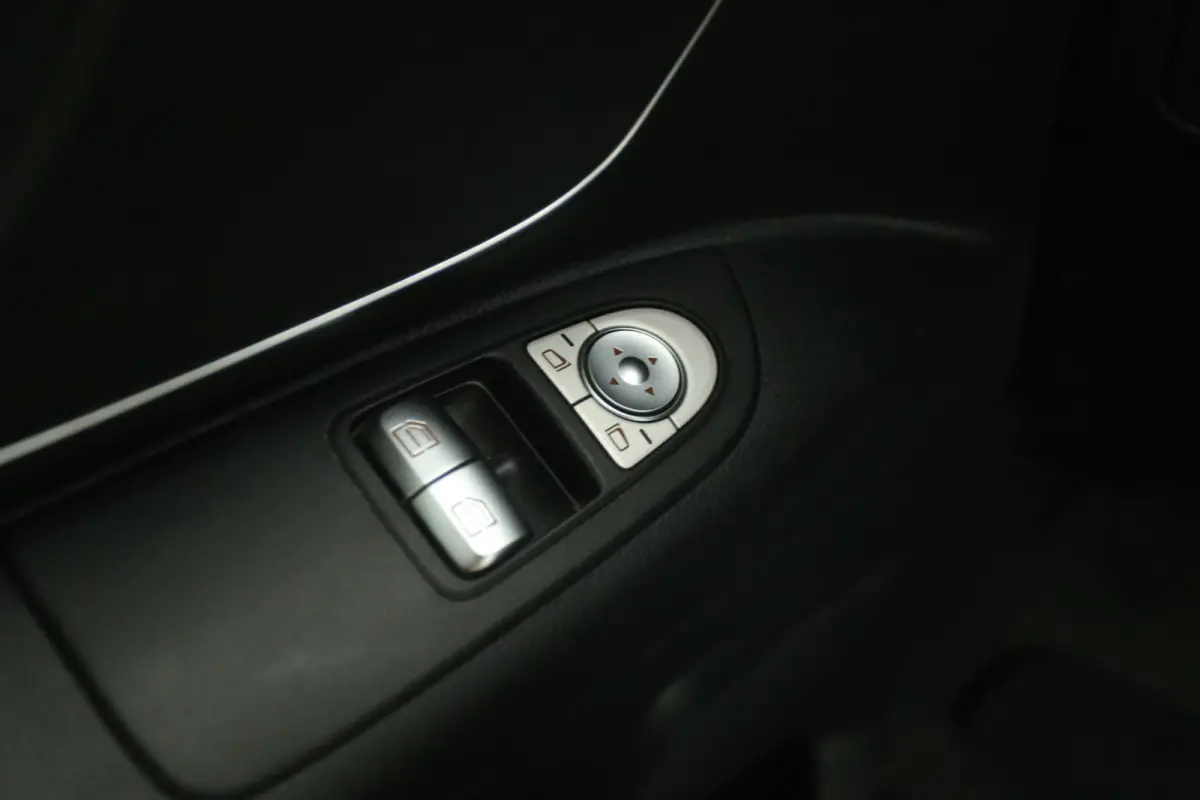 114 CDI Lang | Clima | Camera | 3 Zits | Cruise | Carplay | Trekhaak | 2xSchuifdeur