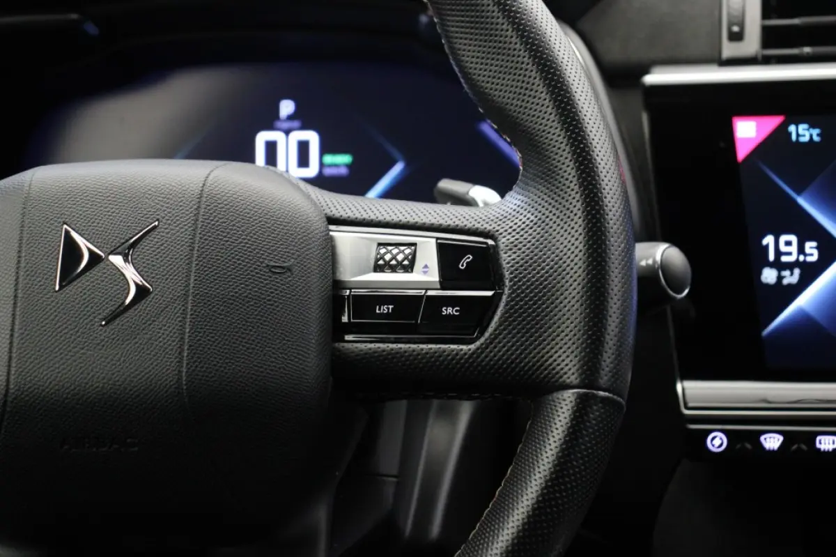 1.6 Hybrid PHEV E-Tense Performance Line - Digitaal Cockpit, Carplay, Camera